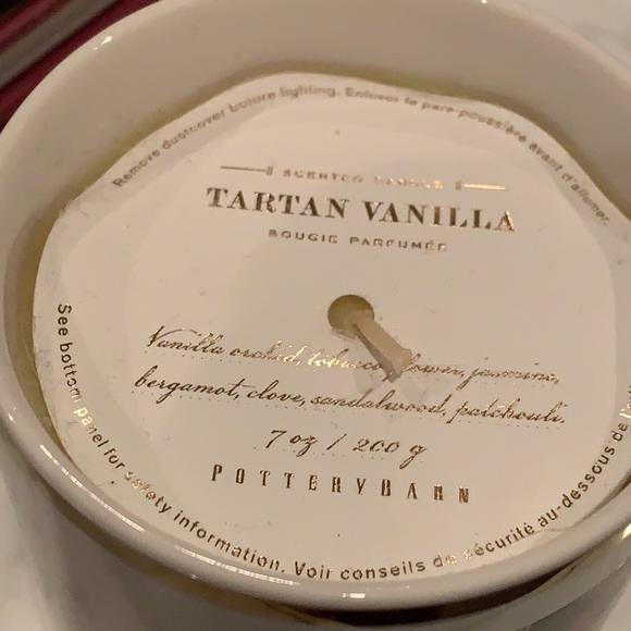 NWT Pottery Barn Tartan Vanilla M Candle - Picture 2 of 2